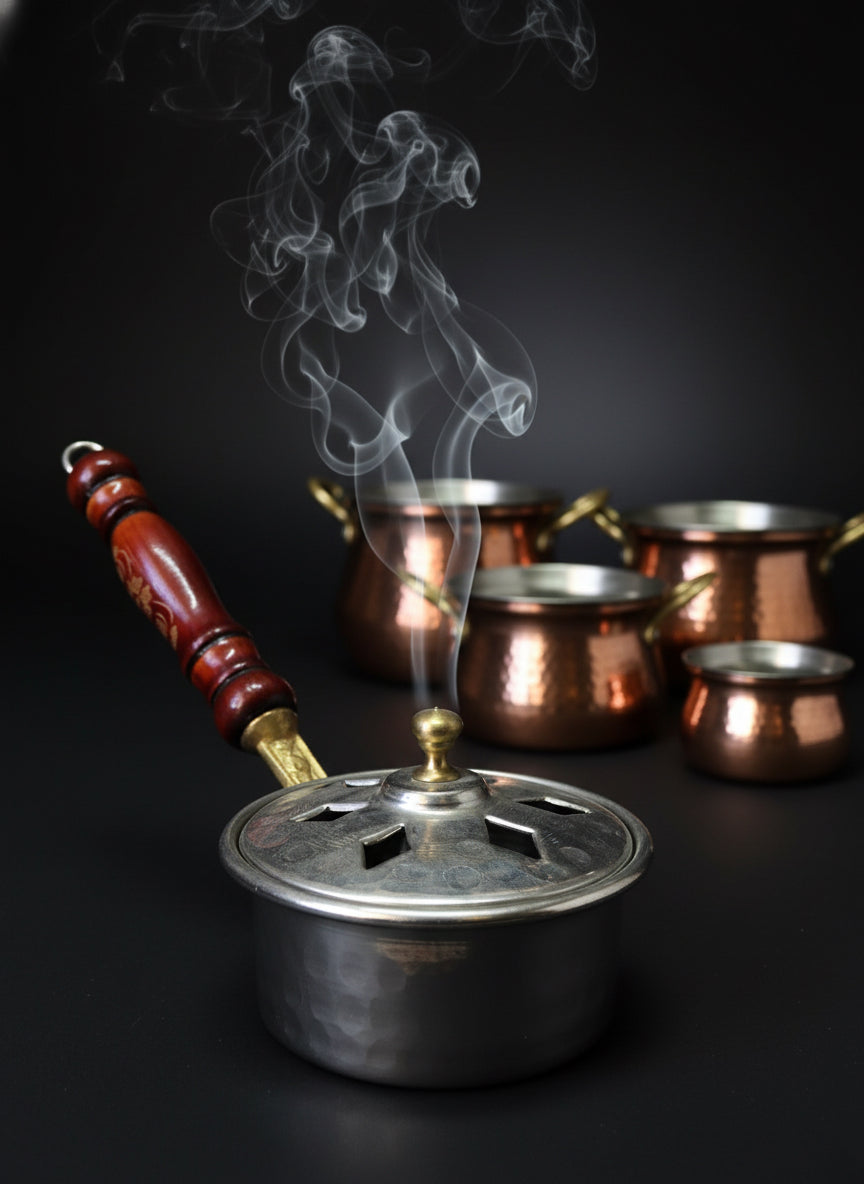 COPPER WORLD - Handmade Copper Incense Burner | Wooden Handle | Traditional Forged Craftsmanship | Authentic Fragrance Diffuser for Home, Office, and Meditation